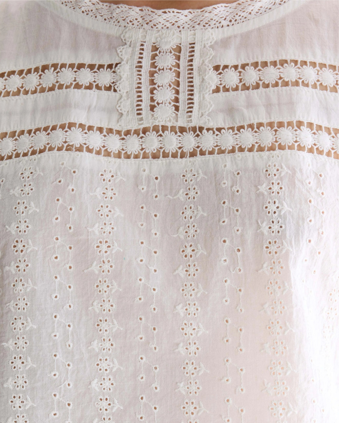 Donna Blouse in White by Bellerose