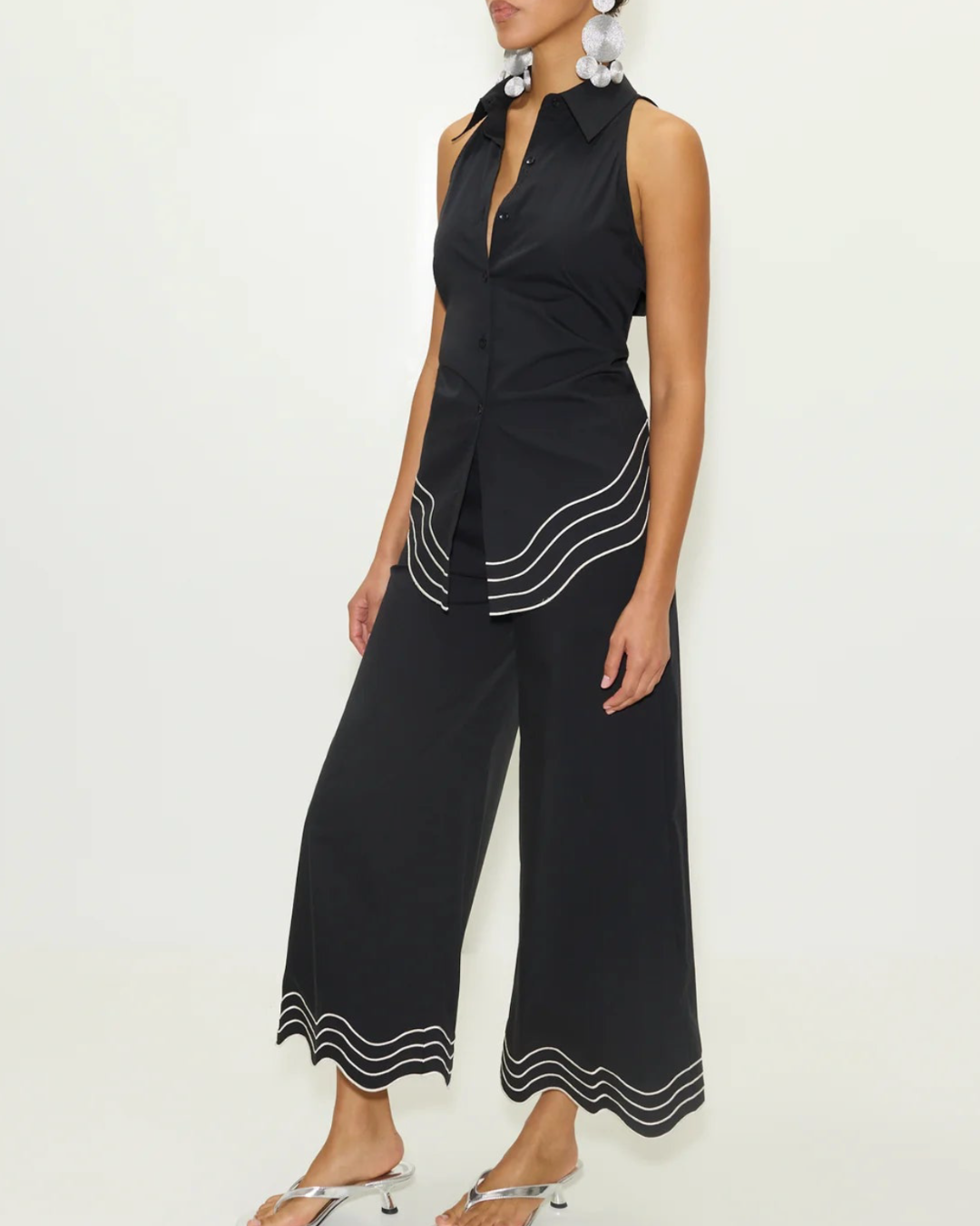 Wavy Cropped Poplin Pant in Black by Simon Miller