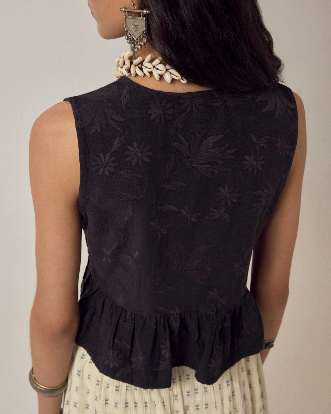 Zhou Vest in Mandarin Onyx by Maison Hotel