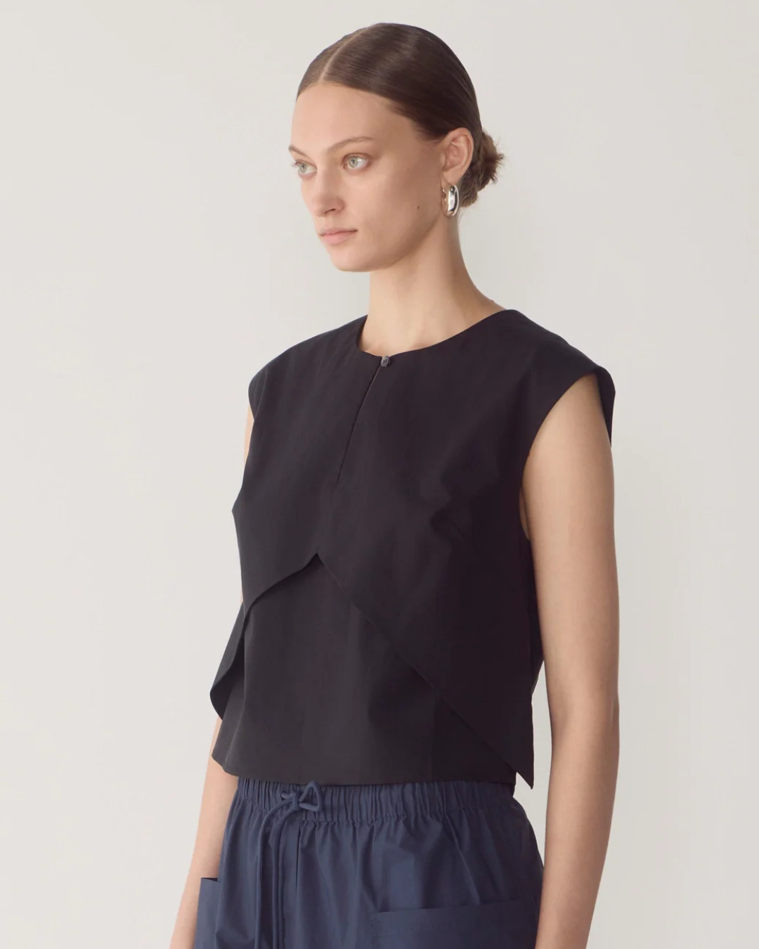 Dakota Top in Black Summer Cotton by Foemina