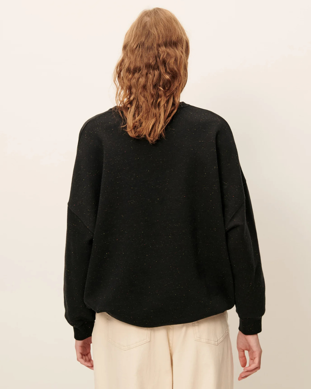 Chebbi Oversized Sweatshirt in Black Granit by Sessùn