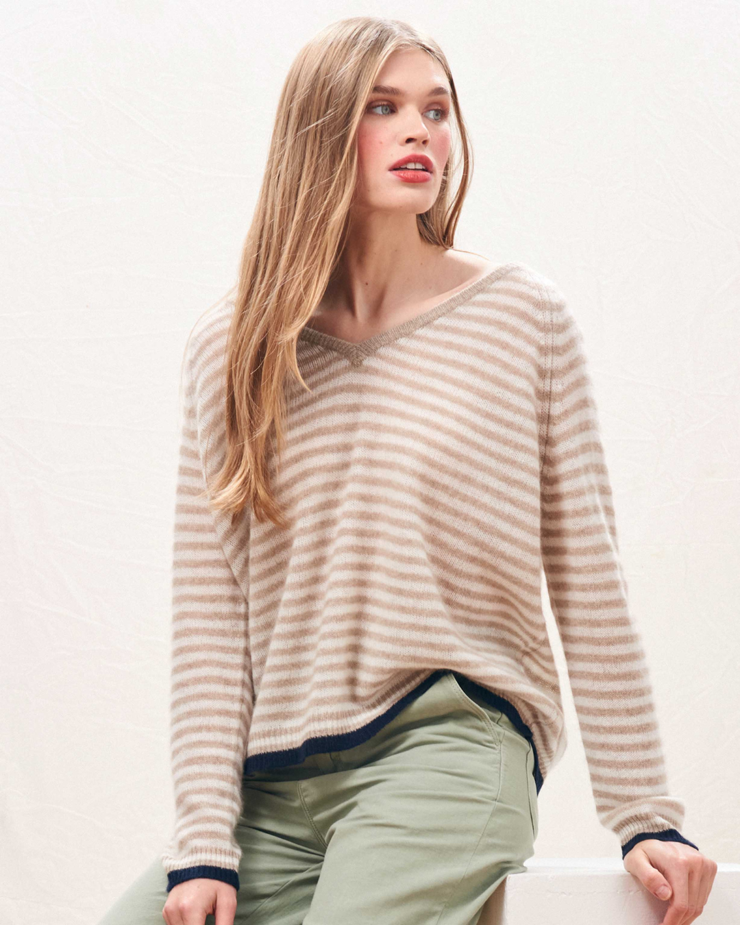 Cashmere Tipped Little Stripe Vee in Organic Light Brown by Jumper 1234