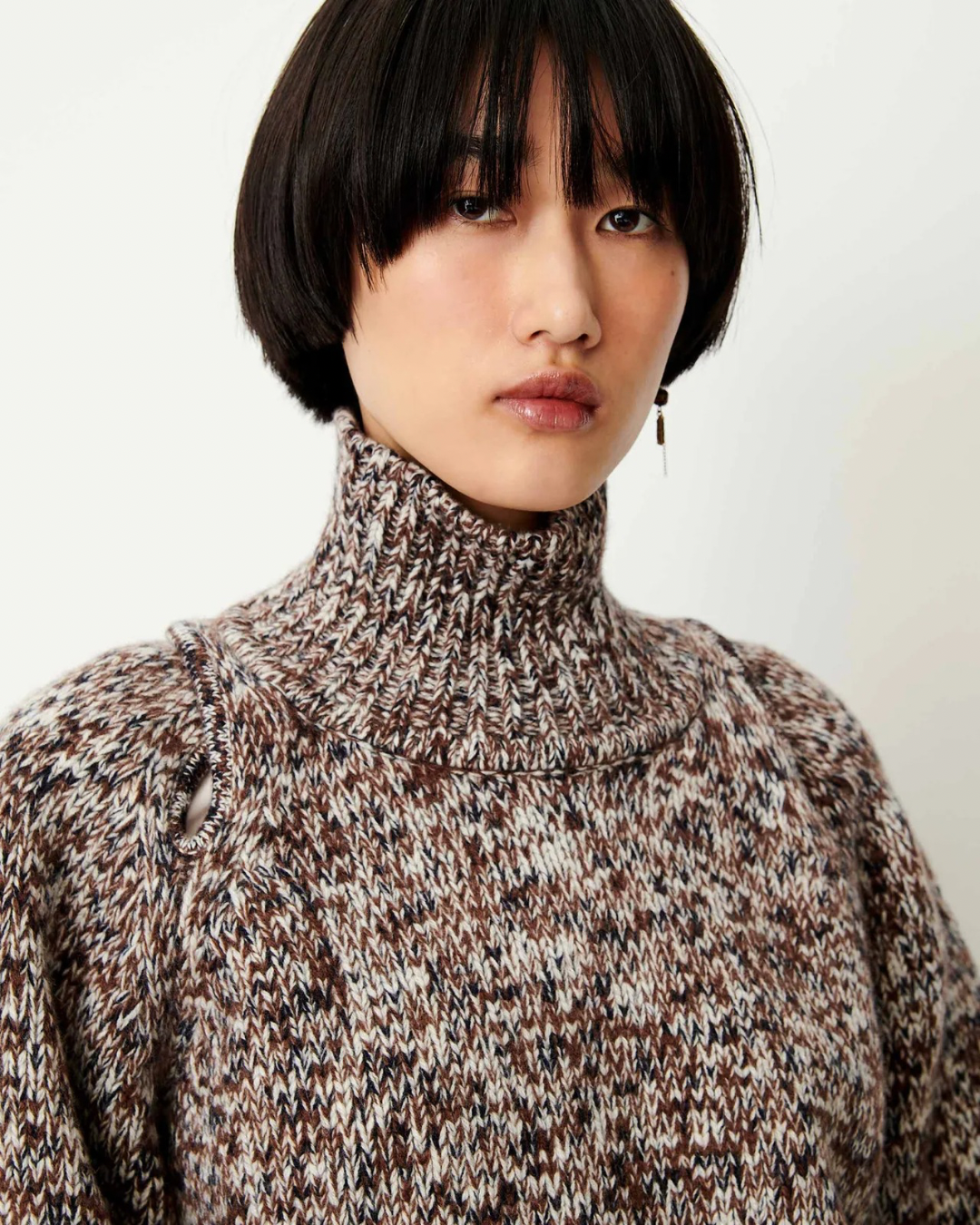 Mannrey Sweater in Whitbrowny by Sessùn