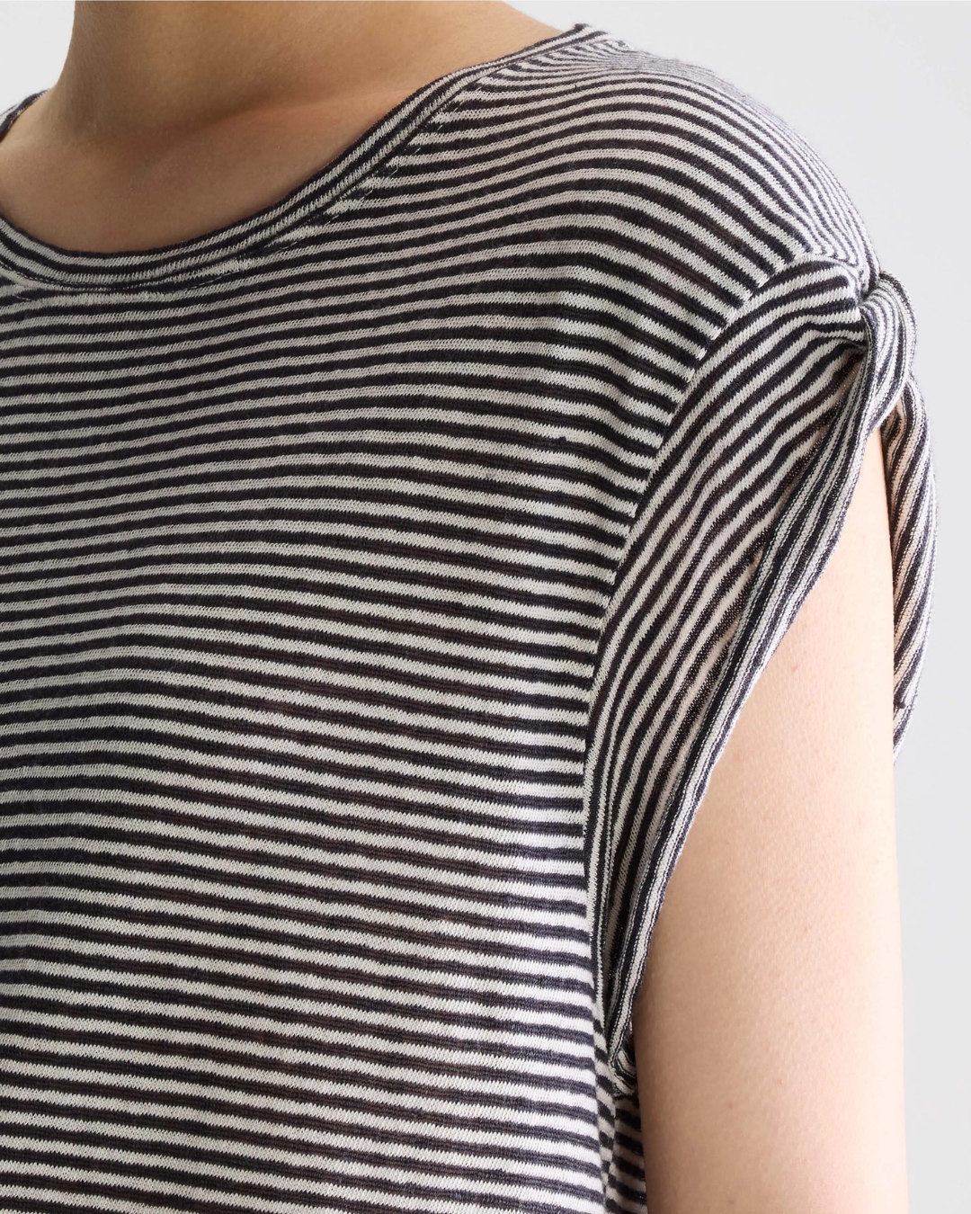 Vlyn Striped Tee in Black by Bellerose