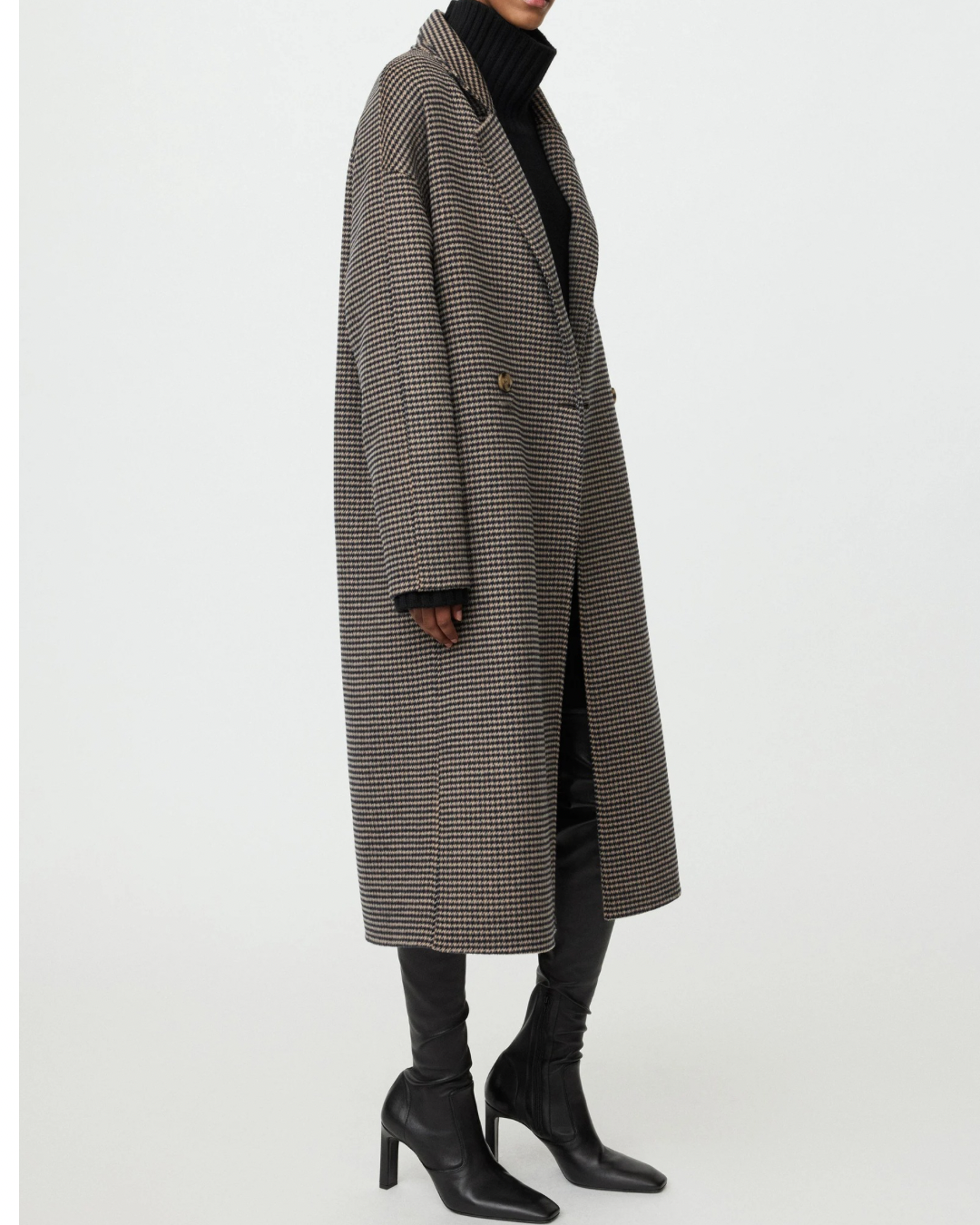 Oversized Houndstooth Coat in Black & Beige by Soft Goat