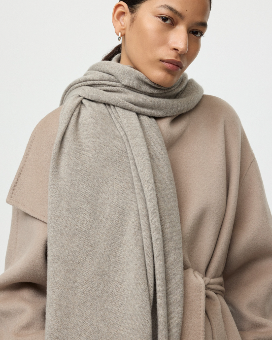 Knitted Scarf in Greige by Soft Goat