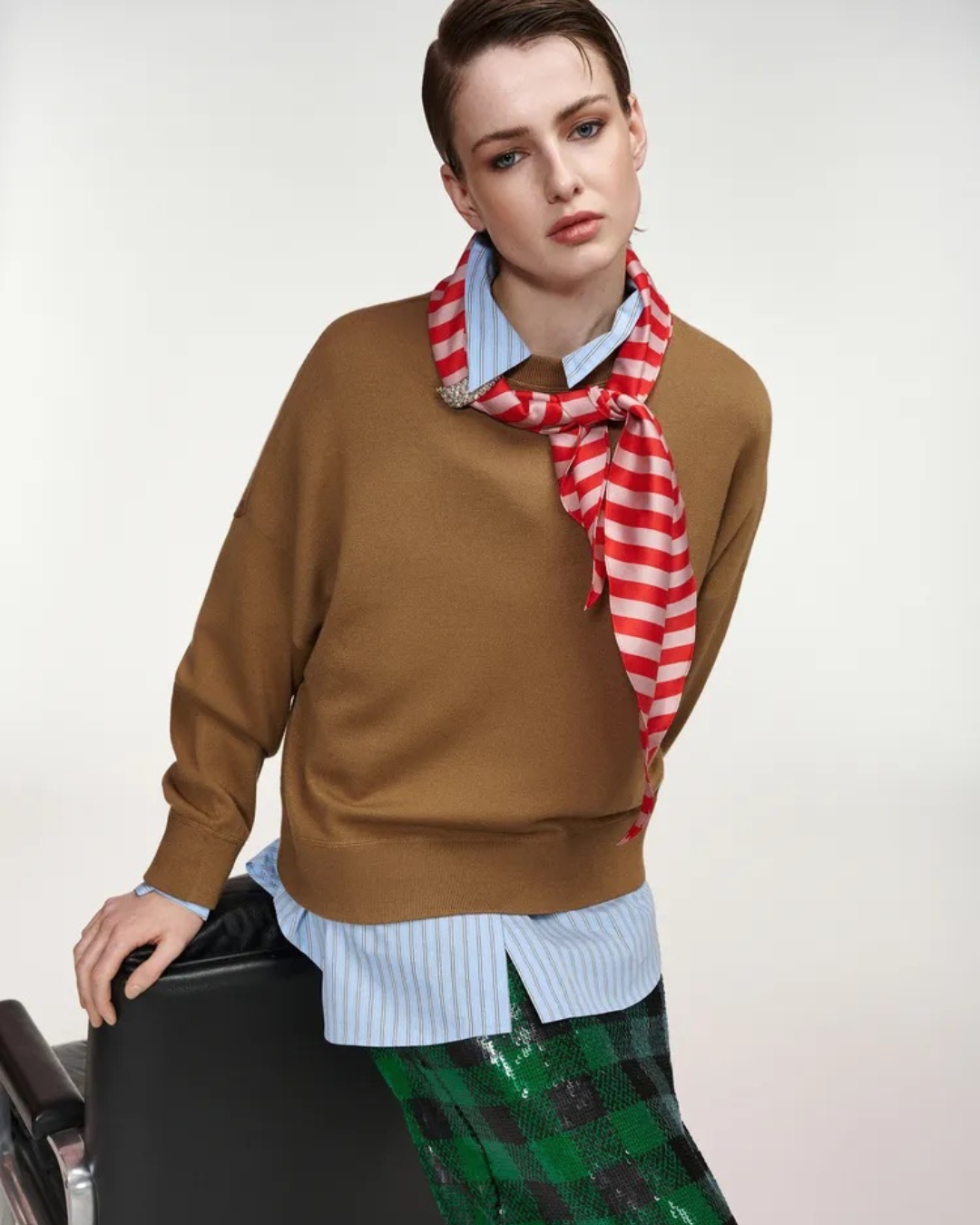 Kurtis Pullover with Scarf in Camel Club by Essentiel Antwerp