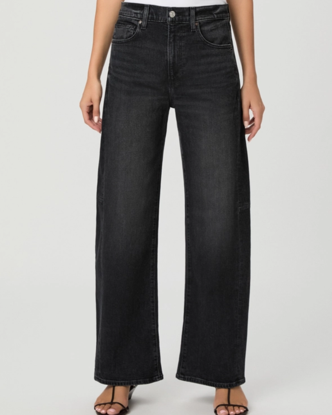 Arellia Skimmer Barrel Leg Jeans in Oscura by PAIGE