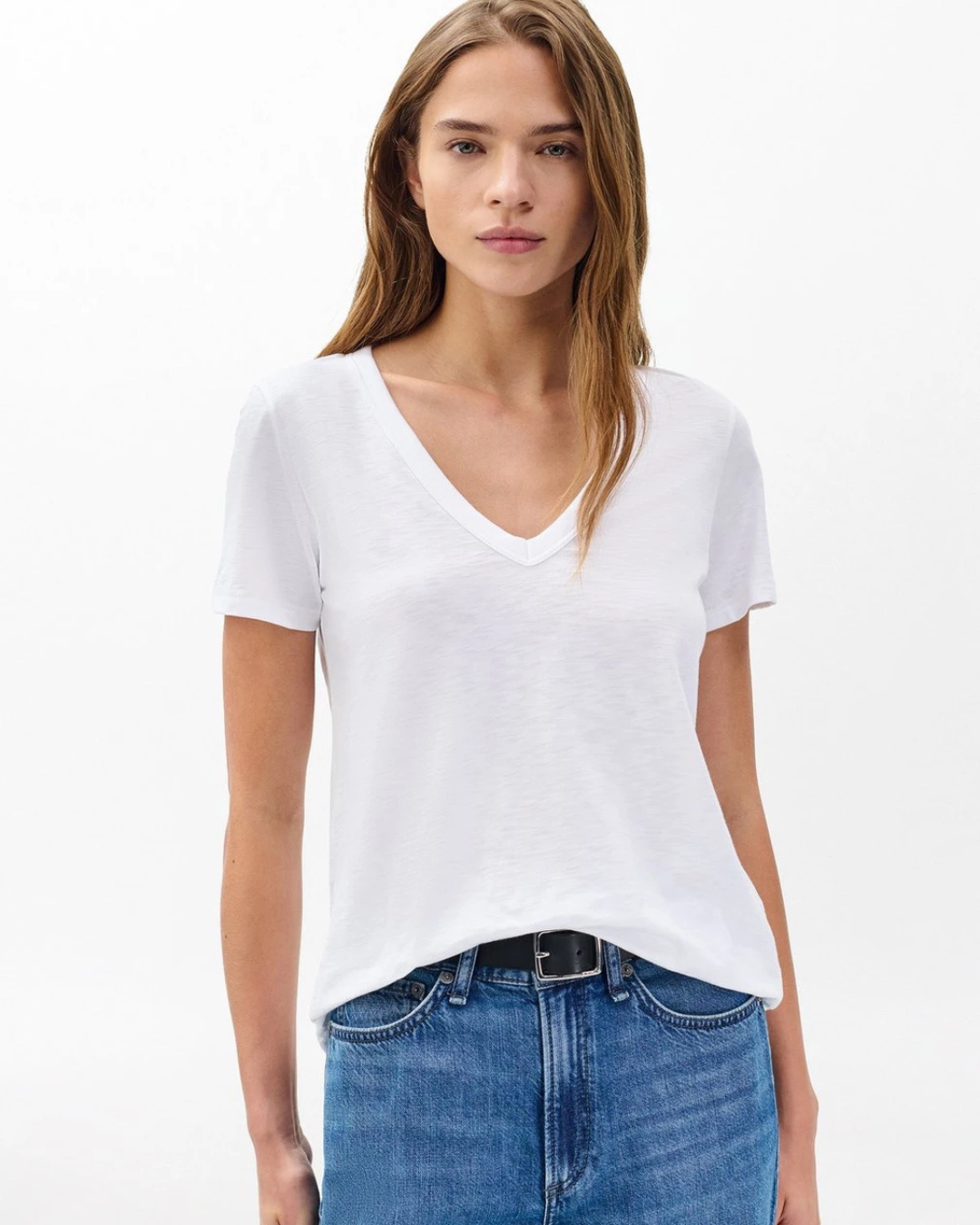 The Slub Vee in Bright White by Rag & Bone