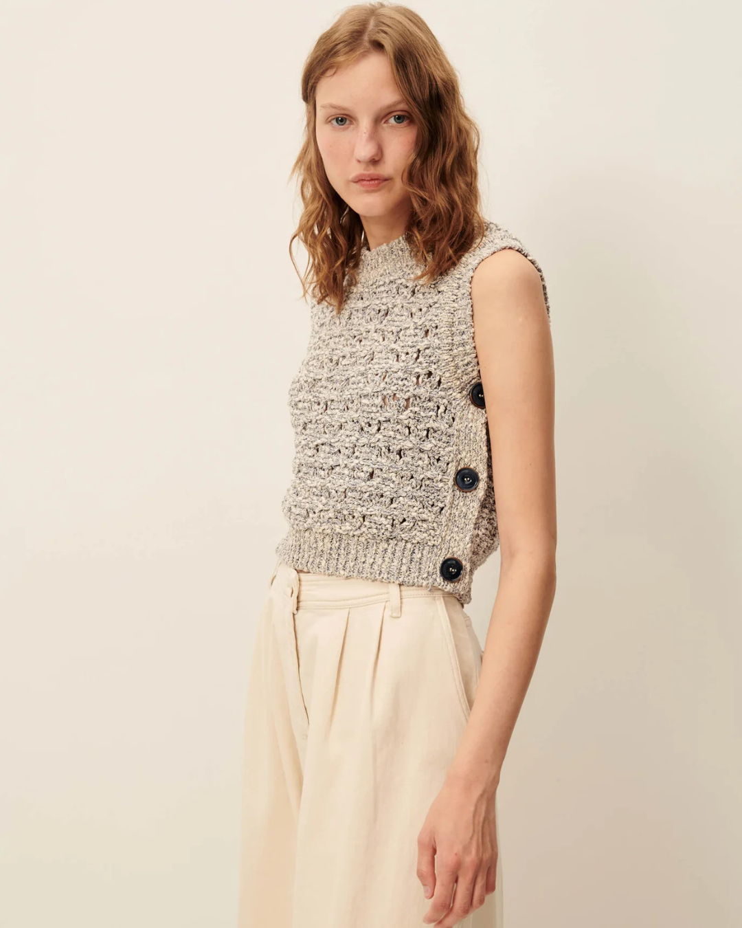 Maranhao Sleeveless Jumper in Whiblue by Sessùn