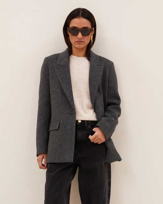 Nes Herringbone Blazer in Dark Grey Melee by by-bar
