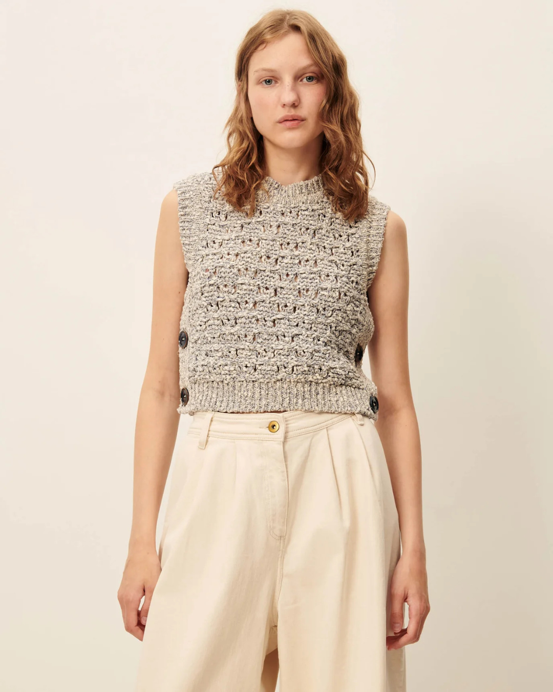 Maranhao Sleeveless Jumper in Whiblue by Sessùn