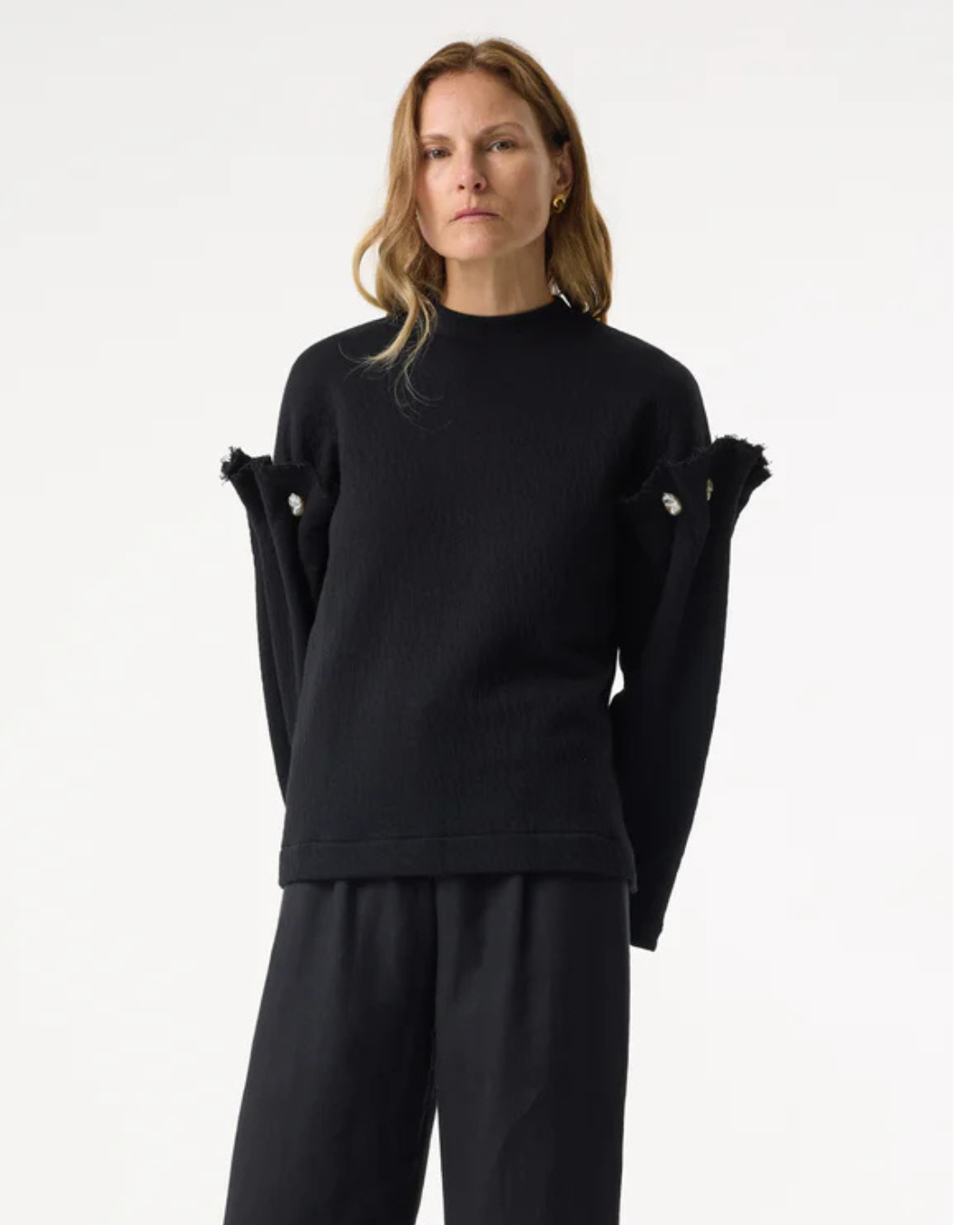 Kori Sweatshirt in Black by AKYN