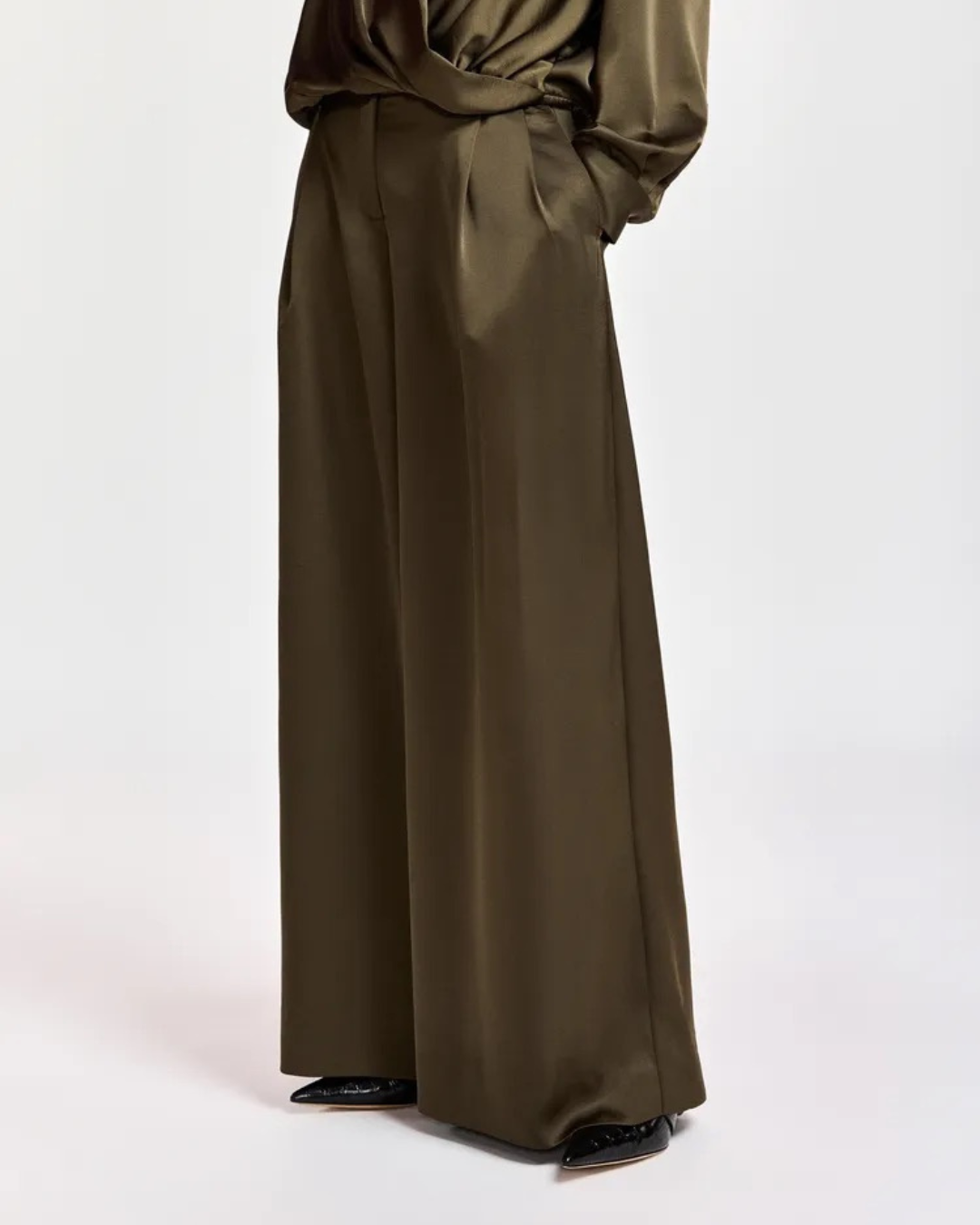 Katerina Wide Leg Pants in Dusty Green by Essentiel Antwerp