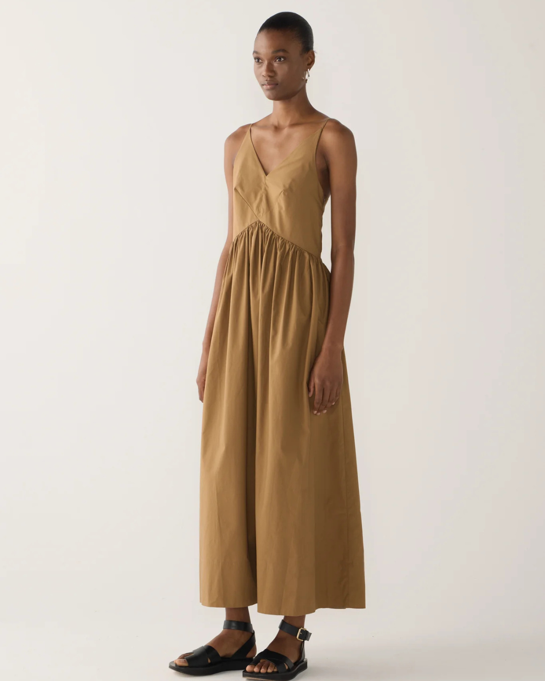 Amanda Dress in Cocoa Cotton Tencel by Foemina