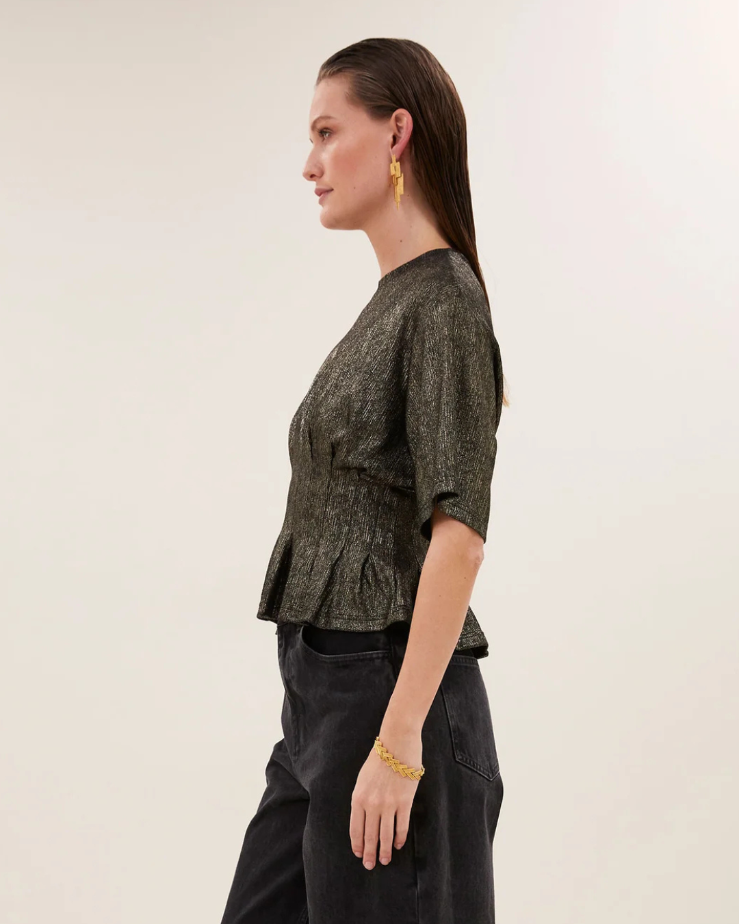 Diva Metallic Top in Gold by by-bar